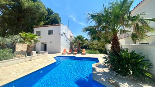 Calafat Villa | VILLA ANCORA