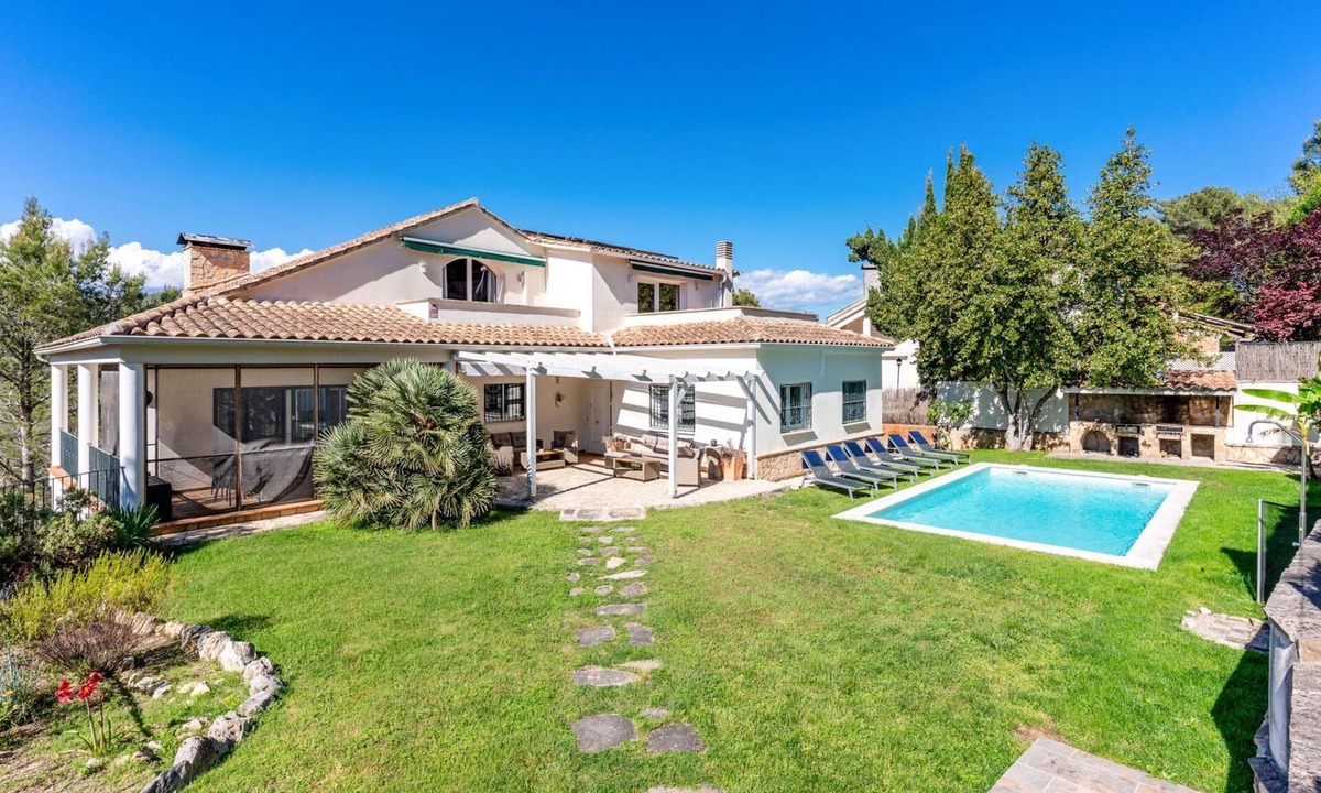Olivella Villa | Villa Arizona - Six Bedroom Villa, Sleeps 15