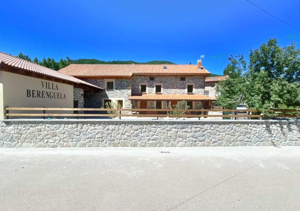 Boca de Huergano Ski Chalet | VILLA BERENGUELA