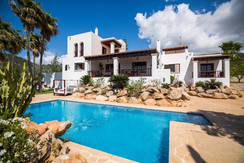 Sant Josep de sa Talaia Villa | Villa Ca na Vinya