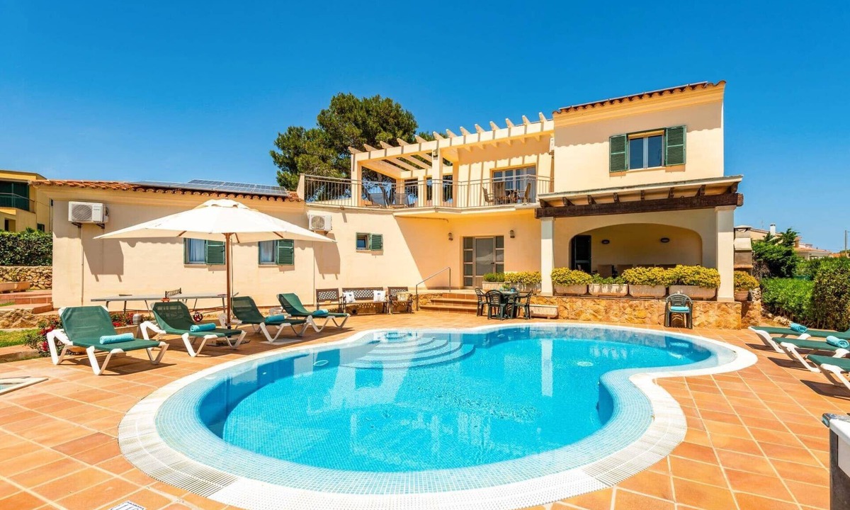 Punta Prima Villa | Villa Caballero by Villa Plus