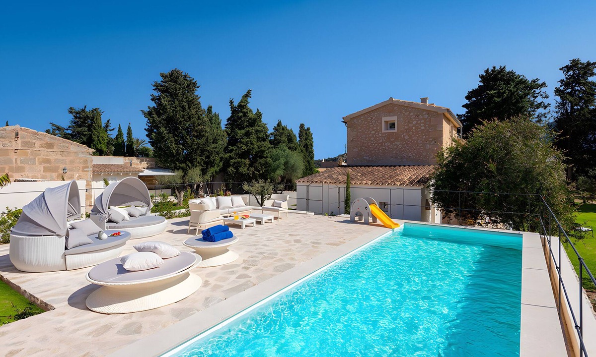 Pollensa Villa | Villa 'Can Mas Antigua' with Mountain View, Wi-Fi and Air Conditioning
