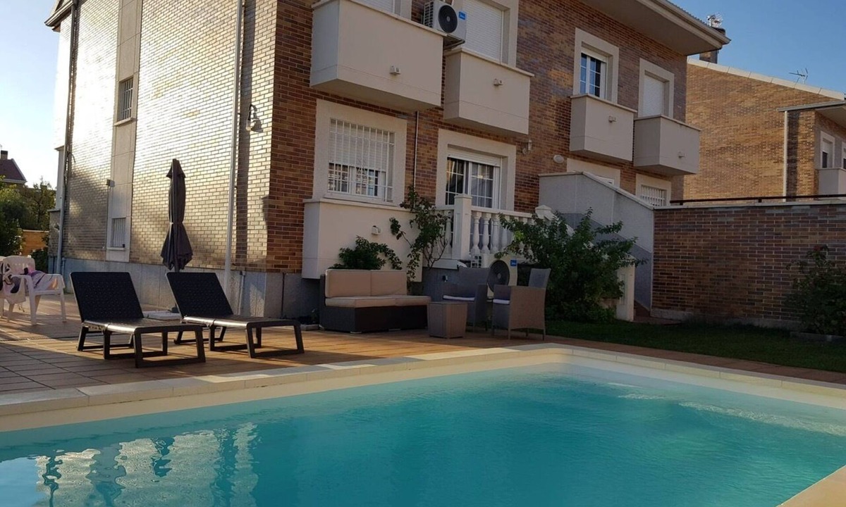 Burguillos de Toledo Villa | Villa con vistas al campo