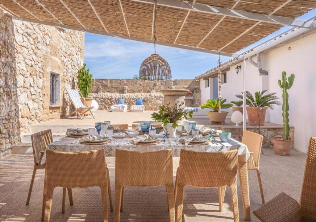 Puerto de Pollensa Villa | Villa Cuarassa Family