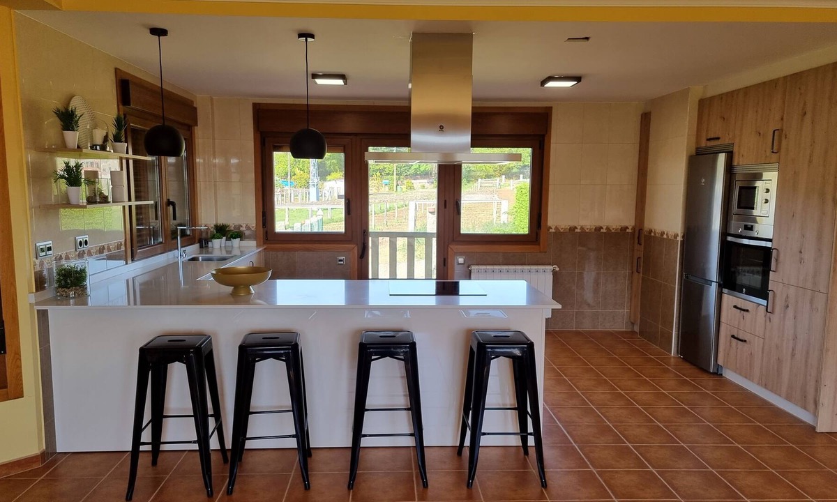 Meis House | Villa de lujo con piscina en las Rias Baixas
