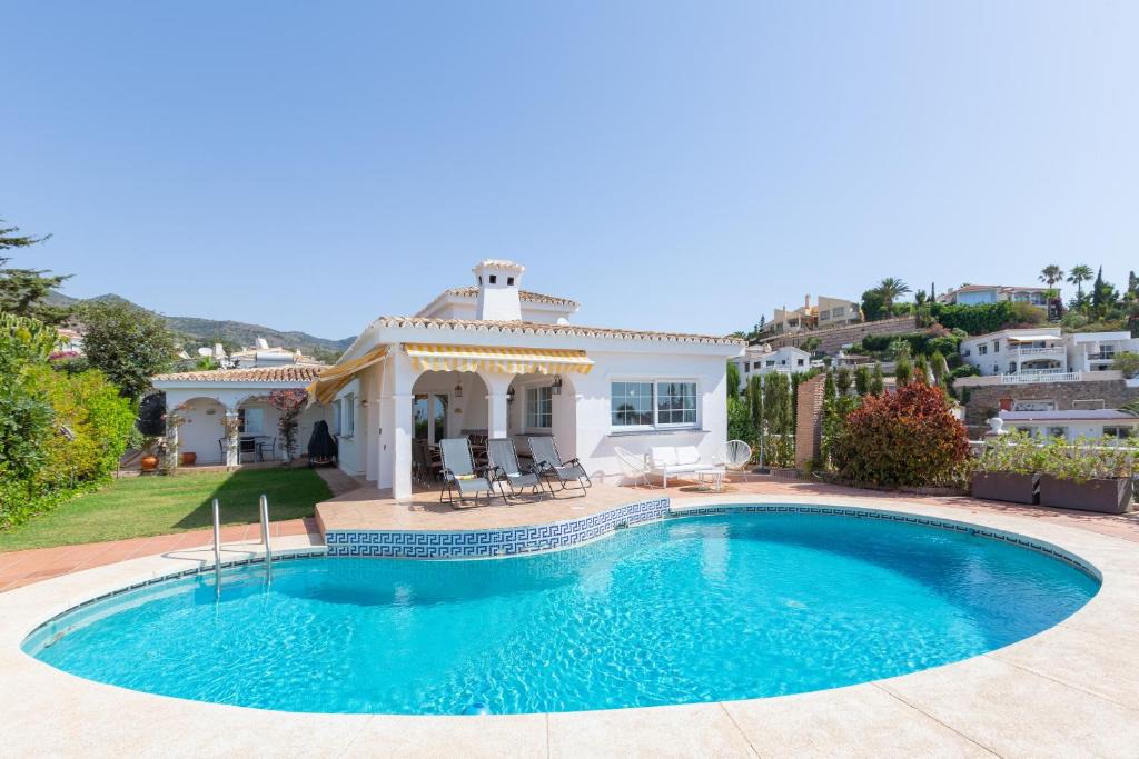 Benalmadena Costa Villa | Villa del Sol - Entre Tu y Yo