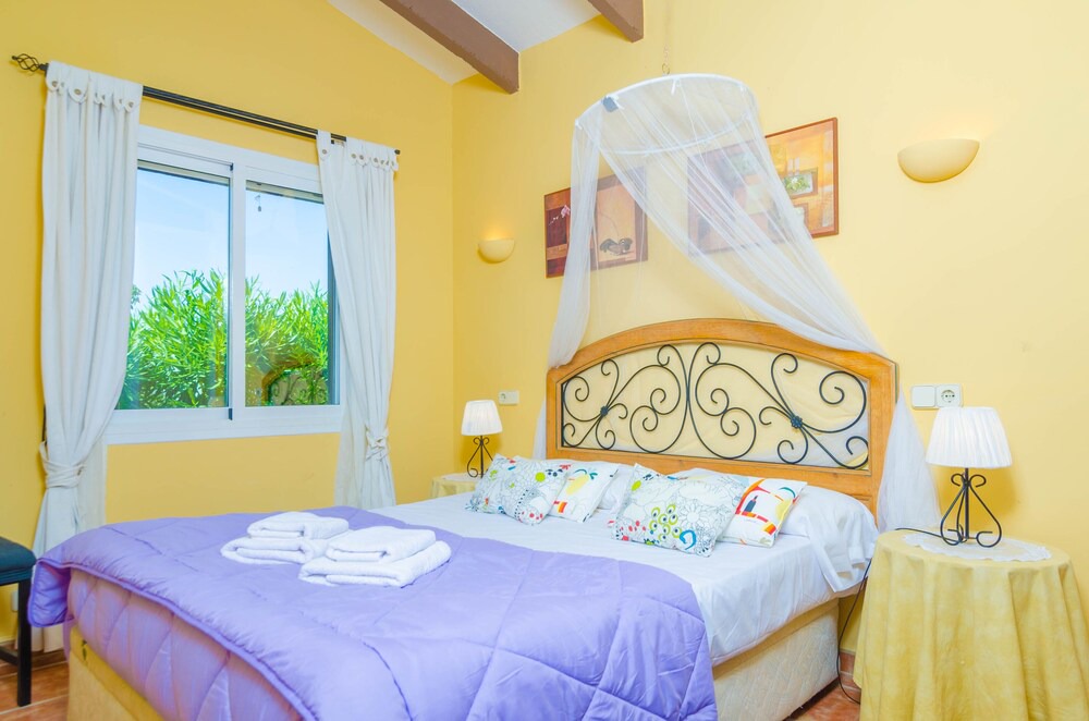 Betlem de Marina Villa | VILLA DIVINA - Villa with private pool in Betlem. Free WiFi