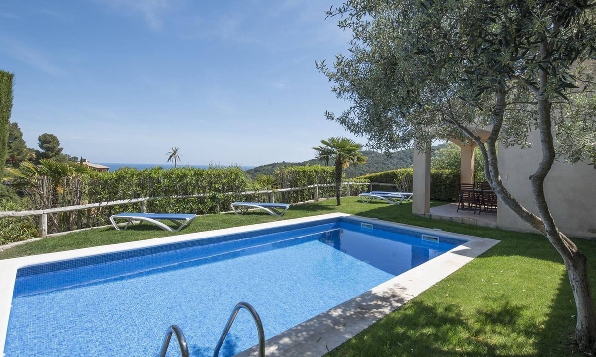 Sa Riera Villa | Villa "Flor Begur" with Sea View, Private Pool & Wi-Fi