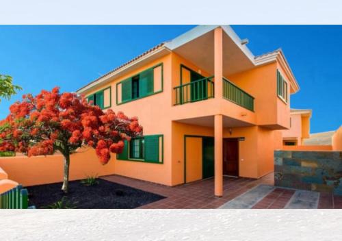 Tarajalejo Villa | Villa Garden