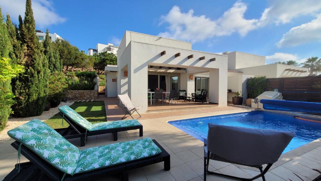 San Miguel de Salinas Villa | Villa Golf Las Colinas