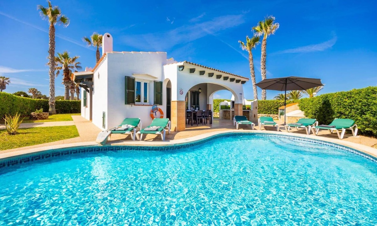 Cap d'Artrutx Villa | Villa Juana Large Private Pool, A/C, WiFi