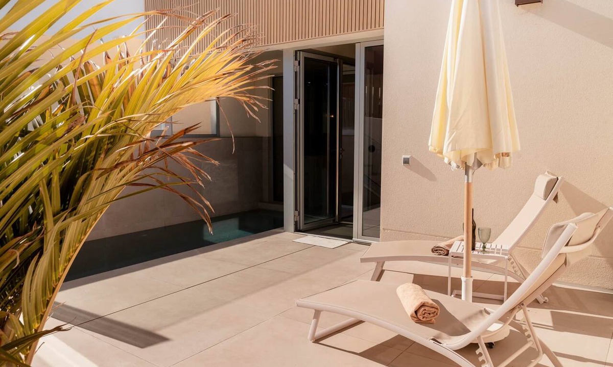 Las Eras House | Villa La Majuda: Heated Pool, 2-Minute Walk to the Beach