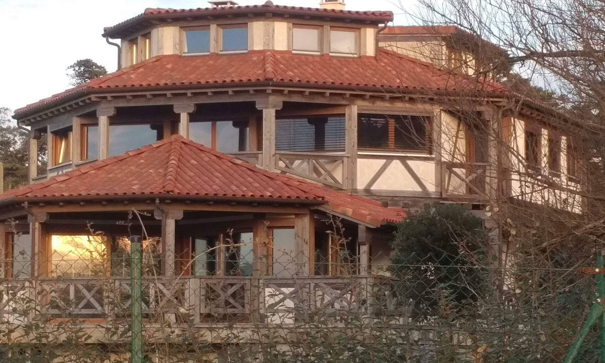 Somo Villa | Villa Las Arenas de Loredo, Beach House in Cantabria