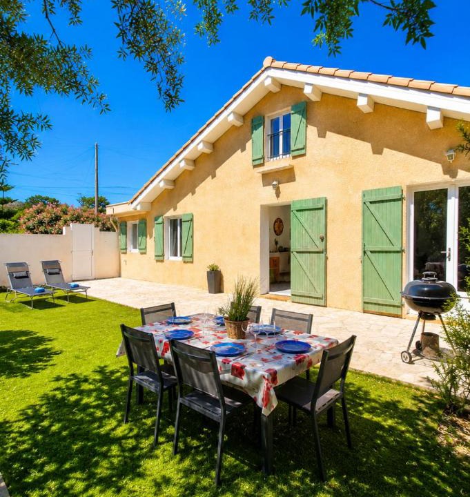 Narbonne Villa | Villa Papillons Narbonne 'Jardin & Clim' 'Proche Centre & Plages'