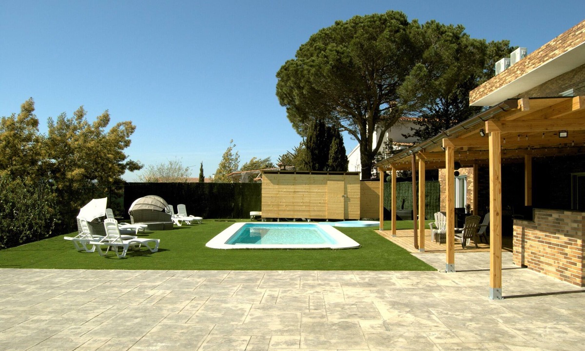 Vidreres Villa | Villa Paraíso
