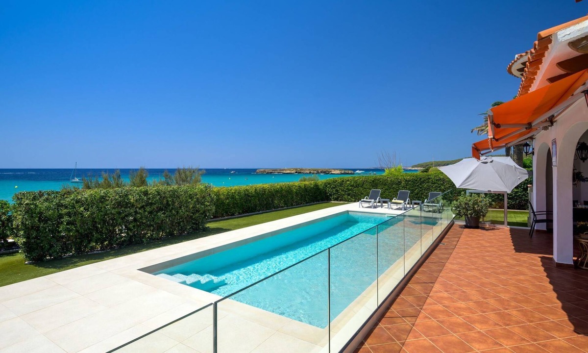 Sant Tomas House | Villa Ponti A5 - direkt am Meer by Interhome