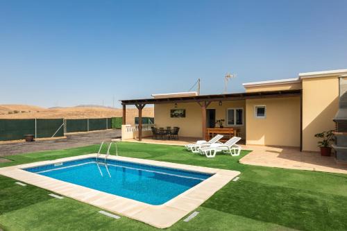 Tuineje Villa | Villa Ralue