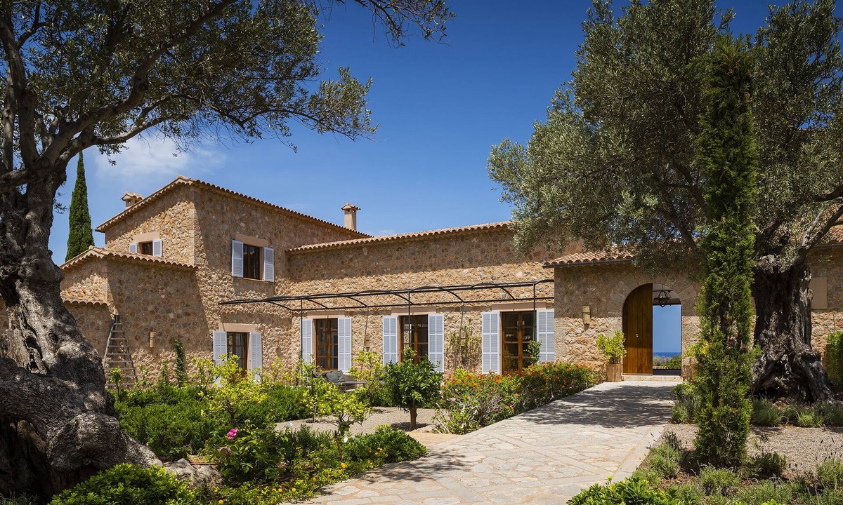 Banyalbufar Villa | Villa Sa Terra Rotja by Fantasia Villas