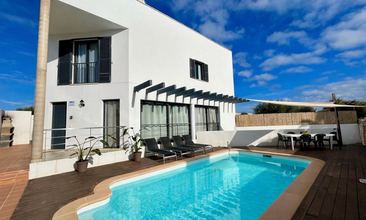 Son Blanc Ski Chalet | Villa Son Blanc 6 with private pool
