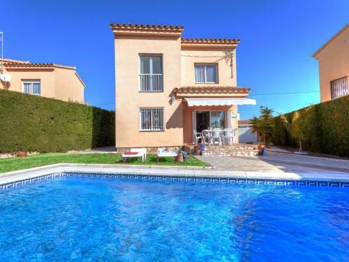 Les Tres Cales Villa | Villa Villa Mariposa by Interhome
