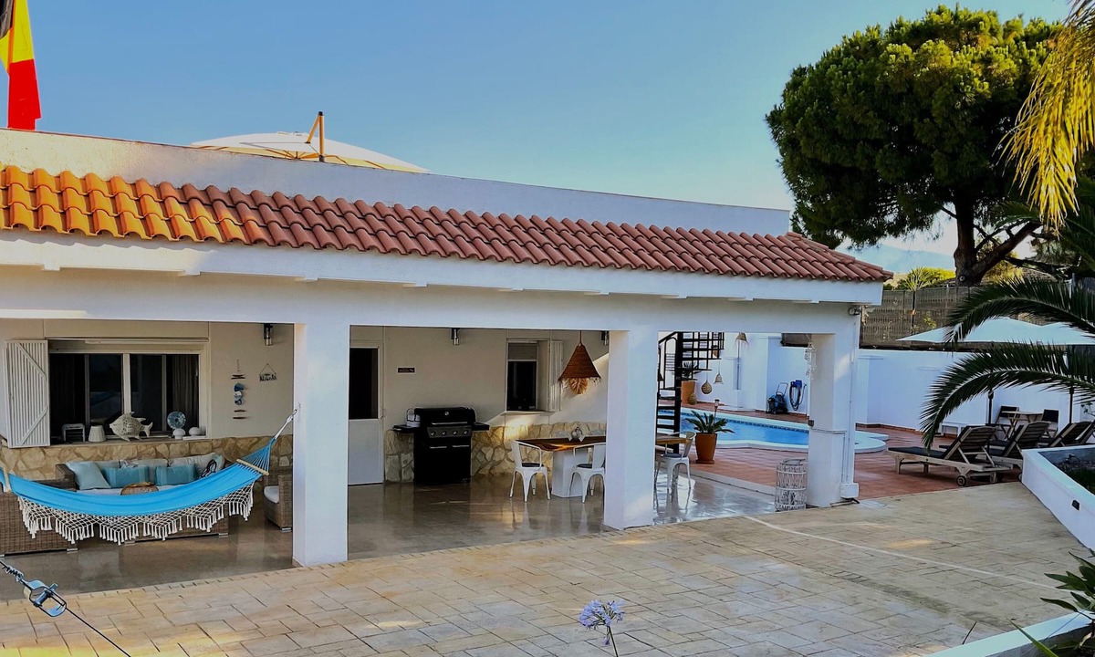 Llano de los Pastores Villa | Villa with private pool and magnificent mountain views