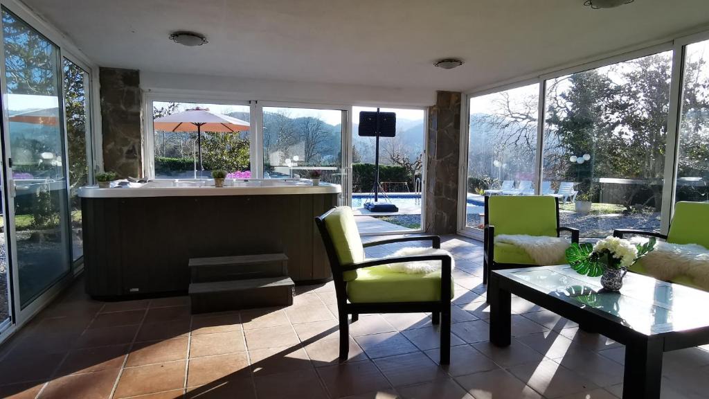 Can Carbonell Villa | VILLAS COSETTE - Villa Martina