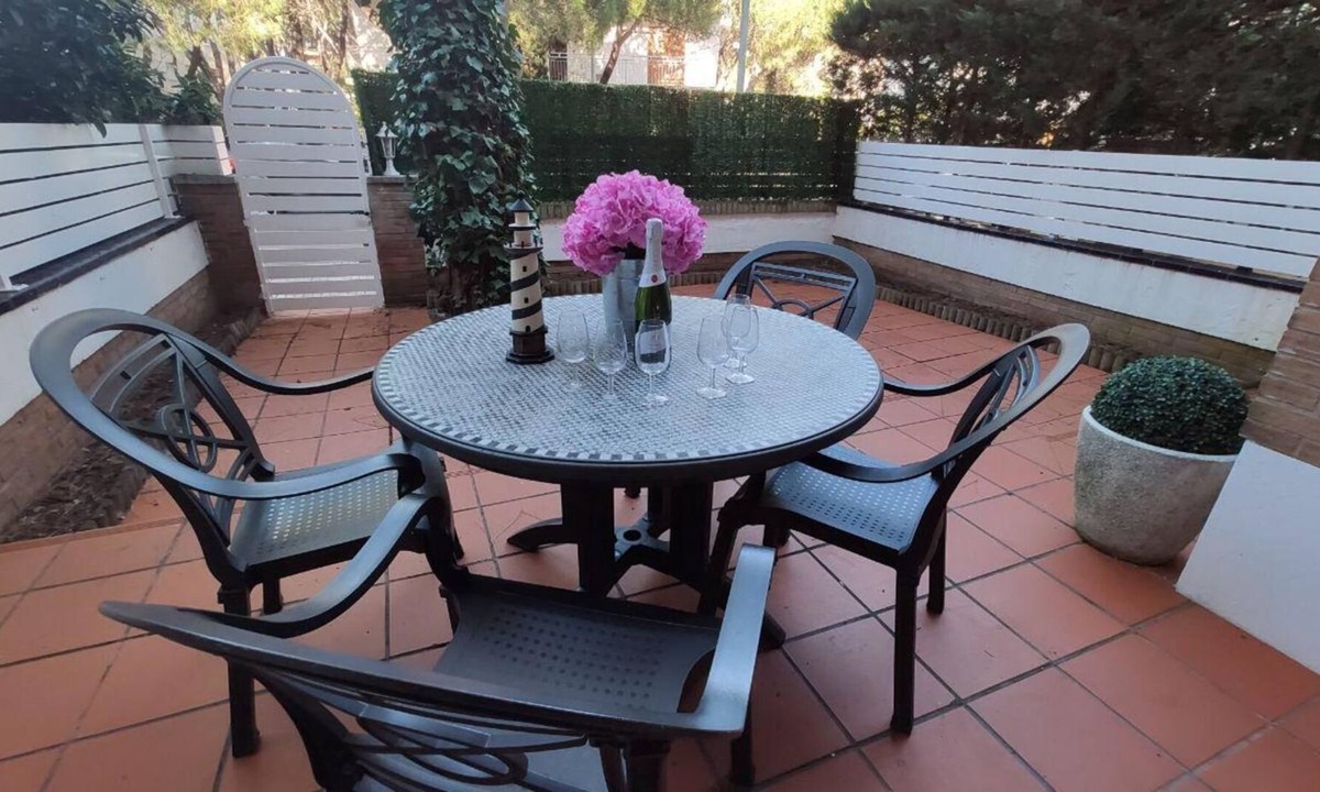 Platja d'Aro Ski Chalet | VILLAS COSETTE VILLA NURIA with pool and wifi in Playa de Aro