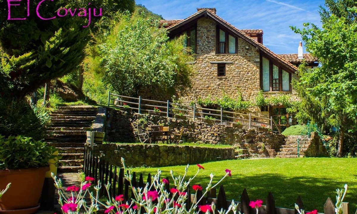 Cabezon de Liebana House | Viviendas Rurales El Covaju