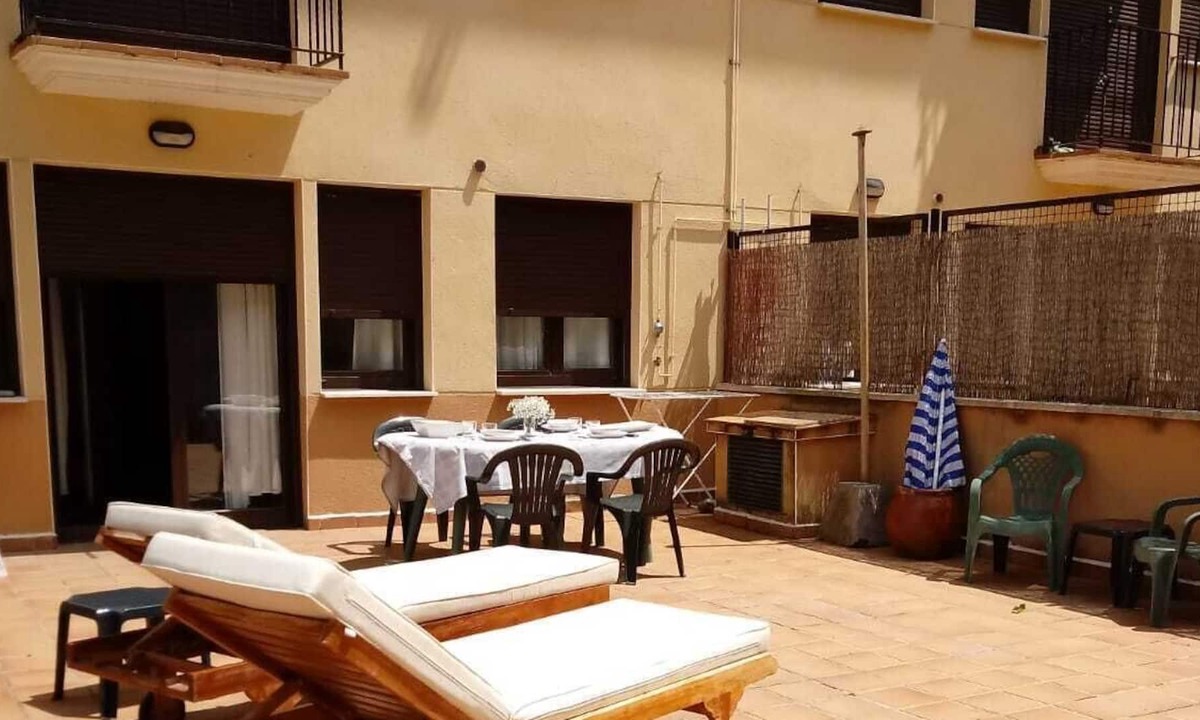 Ezcaray Condo | Vrbo Property