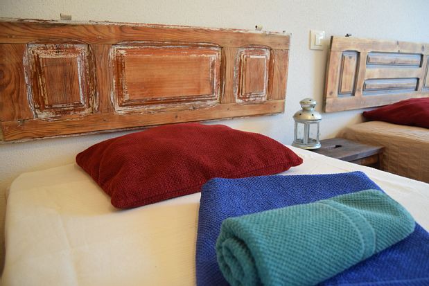 Navaluenga Cabin | VuT. La Casita de Elisa. Navaluenga (Ávila). Tel: 64611759