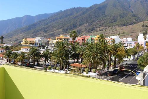 El Paso Apartment | Welcoming apartment with mountain view
