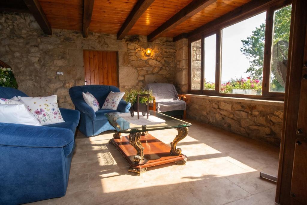 Paradela House | Welcoming House in Paradela with BBQ included
