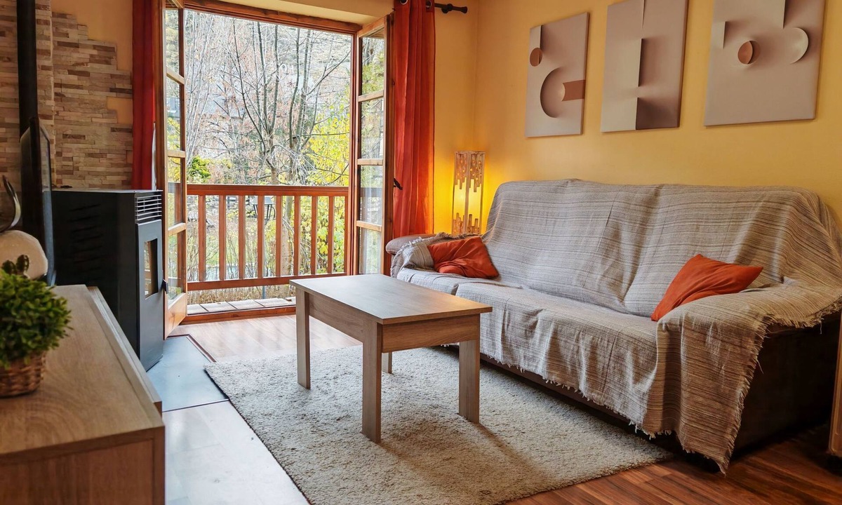 Pla de l'Ermita Apartment | Wohnung mit Garten Isard 1 Vall de Boí by Interhome