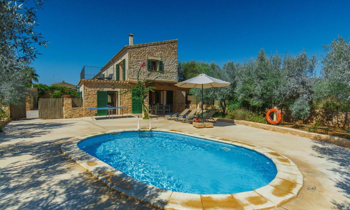 S Horta House | Wonderful private villa for 6 people with WIFI, A/C, private pool, TV and terrace