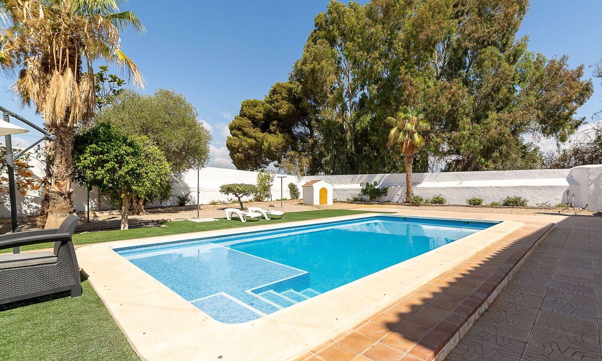 Las Herrerias House | Wonderful private villa for 12 people with private pool, WIFI, TV and patio