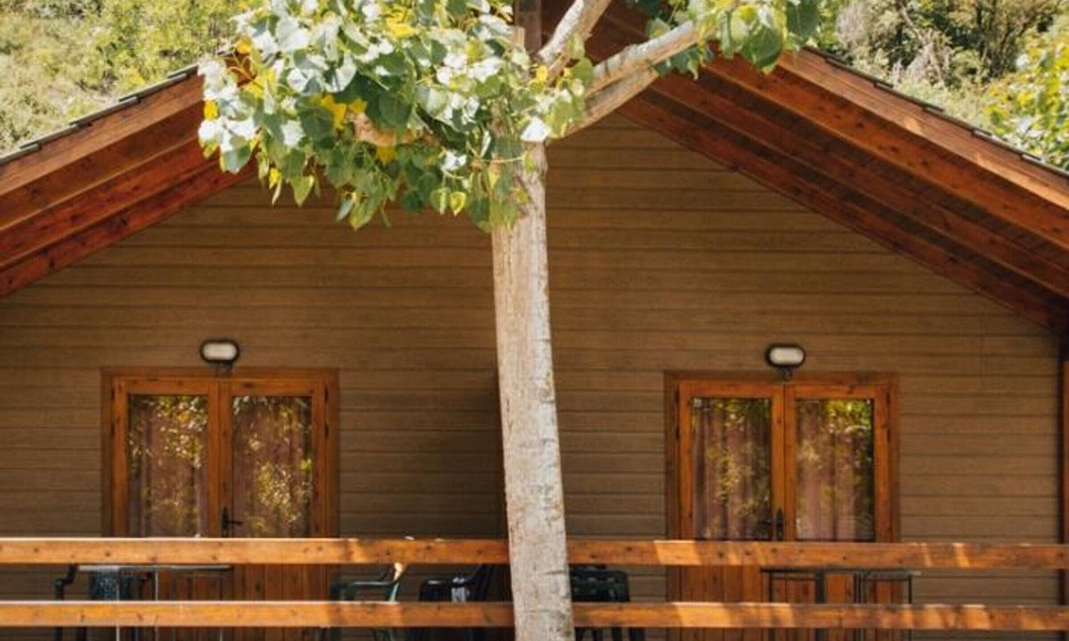 Montardit de Baix House | Wooden bungalows with pool access and pets allowed