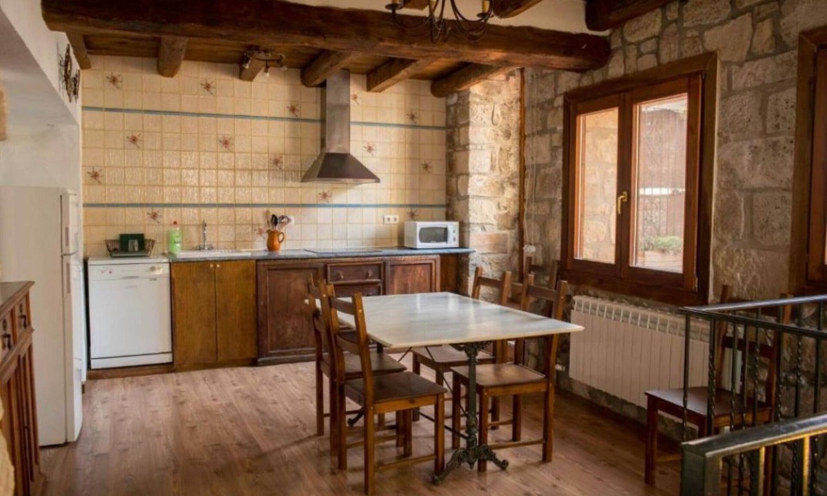 Montblanquet Cottage | YourHouse Marilluna