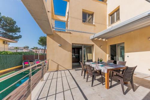 Muro Villa | YupiHome Villa Mediterraneo