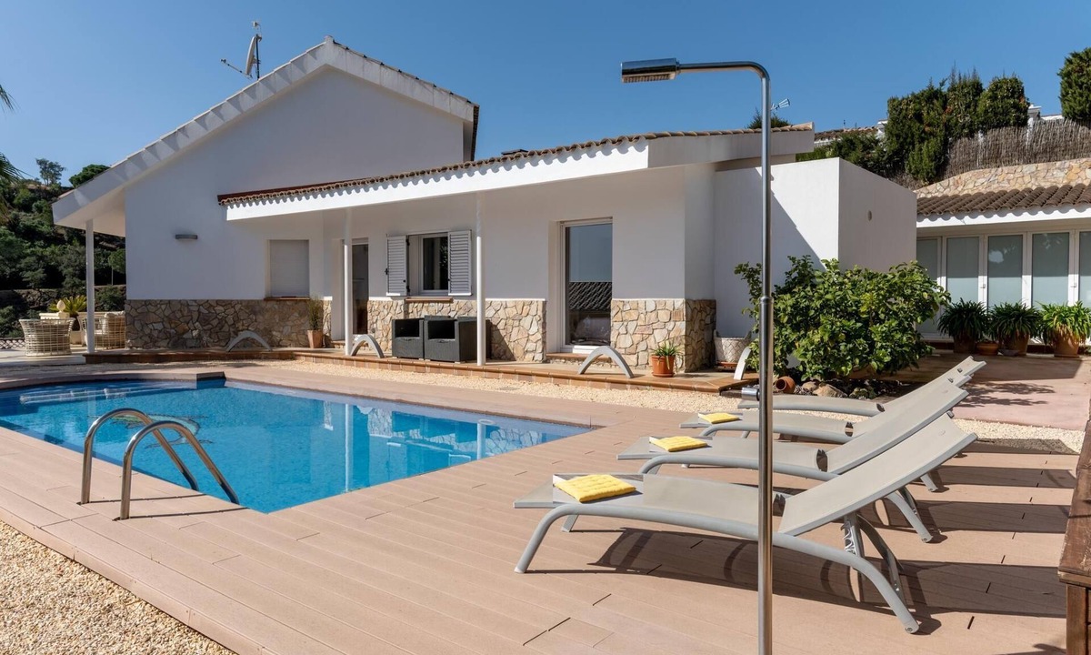 Tossa de Mar Villa | Yuta by Danlux Invest. House with a private pool