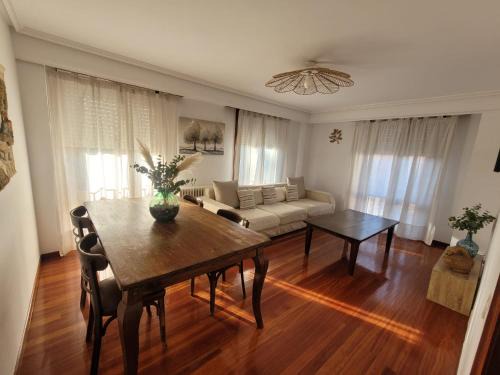 Allariz Apartment | ZiRALLA