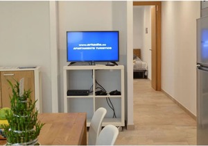 1.1 NEW in center ROSES with WI-FI, AC and TV sat at 60 m MAR