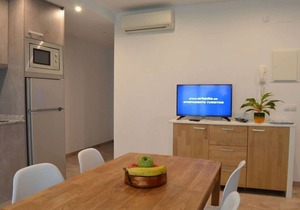 1.2 NEW in center ROSES with WI-FI, AC and TV sat at 60 m MAR