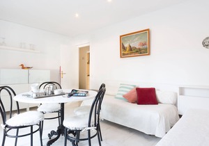 1ANC 12 - Simple apartment very close to Llafranc beach