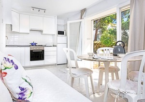 1ANC 13B - Simple apartment very close to the beach in Llafranc