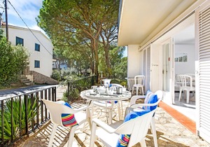 1ANC 13B - Simple apartment very close to the beach in Llafranc