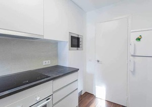 2-bed apartment in the Centre of Girona w terrace