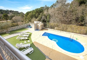 2BRIS01 - Cozy house with private pool and 5 bedrooms located in a quiet area