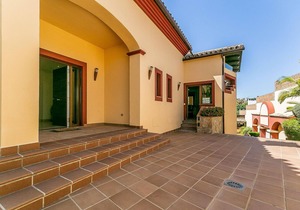 3 bedroom accommodation in Benalmádena