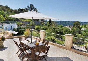 3 bedroom accommodation in Galilea