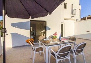 3 bedroom accommodation in San Juan de los Terrer